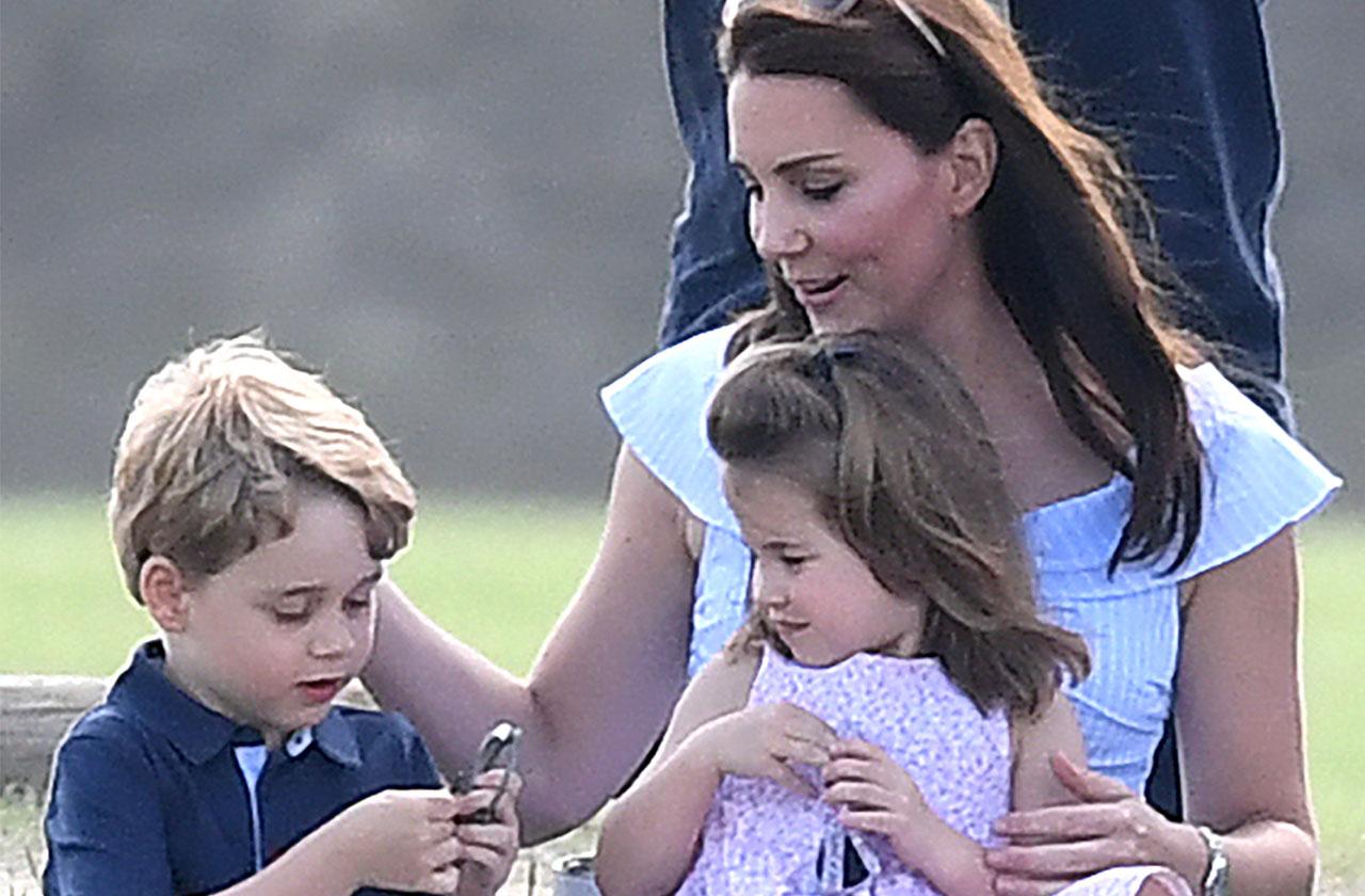 Kate Middleton Plays Kids Park