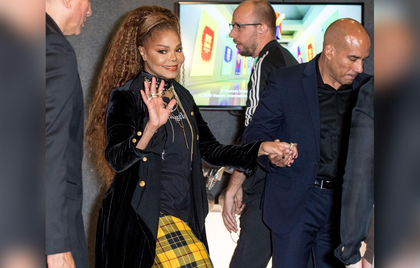 Janet Jackson Packing On Pounds After End Of Tour