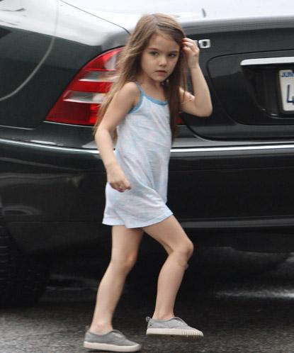 //suri cruise inf