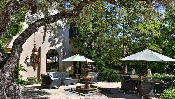 Melanie Griffith Antonio Banderas Divorce Selling Los Angeles House