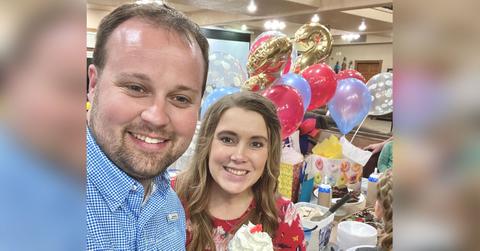 internet sleuths anna duggar christmas florida family no kids josh guilty jail pp