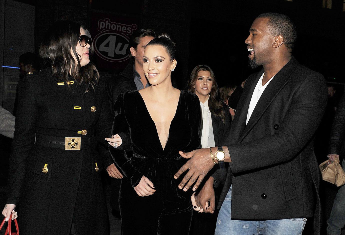 khloe kardashian supports kanye west divorce kim r