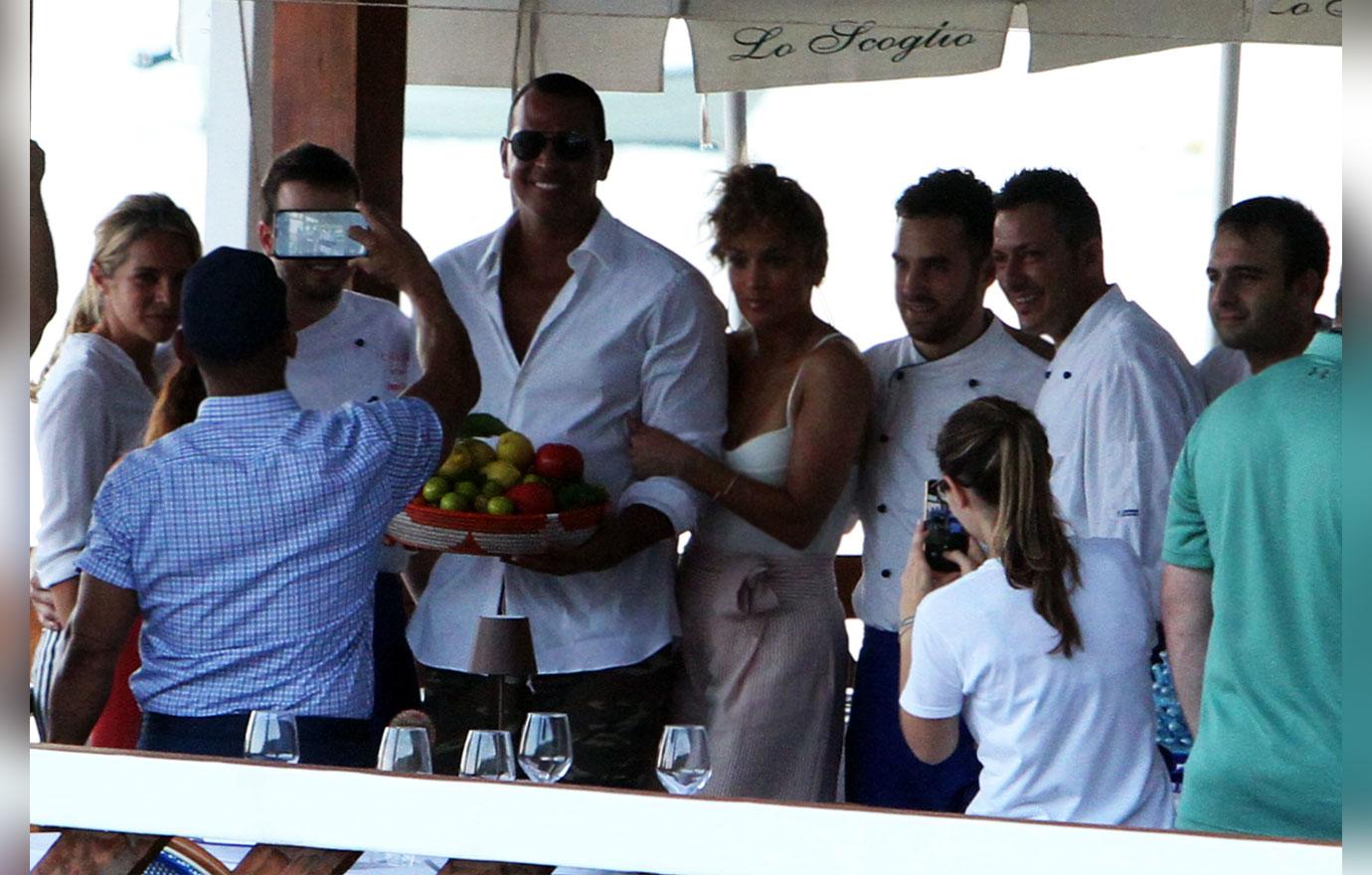 Jennifer Lopez And Alex Rodriguez Take Italian Vacation