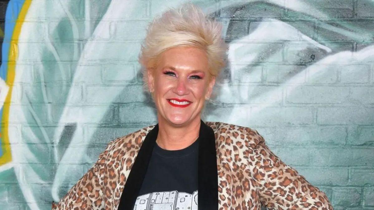 Anne Burrell's 'Suicidal Note' And Journal Entries Found After Death