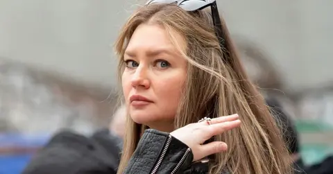 anna sorokin fighting ex lawyer deportation helped bill unpaid fees court lawsuit