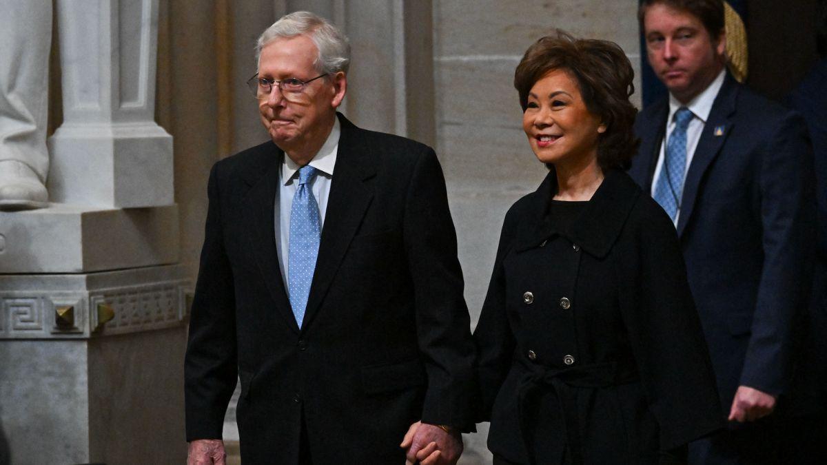 Photo of Mitch McConnell, Elaine Chao