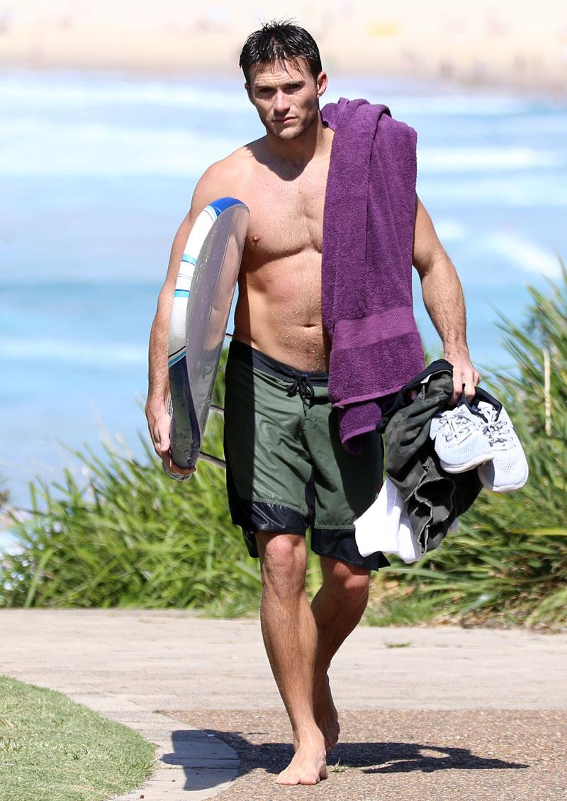 Scott Eastwood Shirtless Surfing Beach Pics