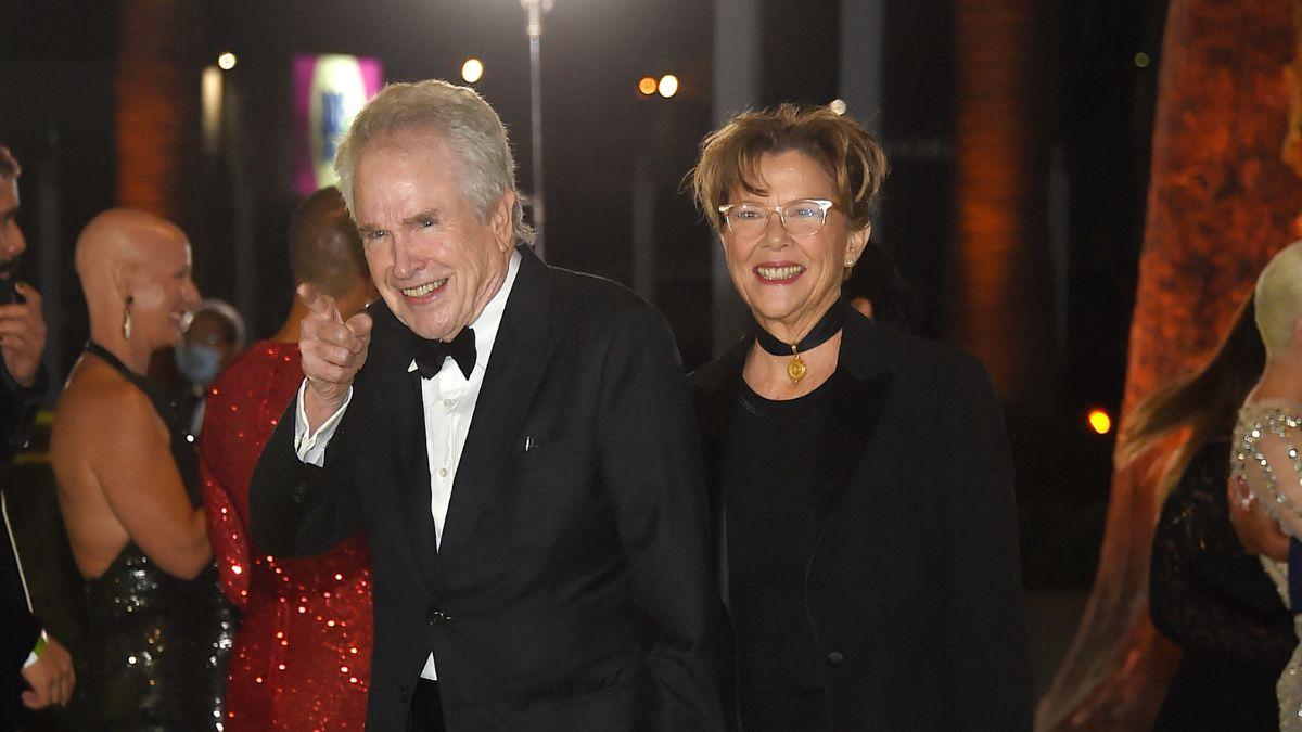 Warren Beatty and Annette Bening met in 1990.