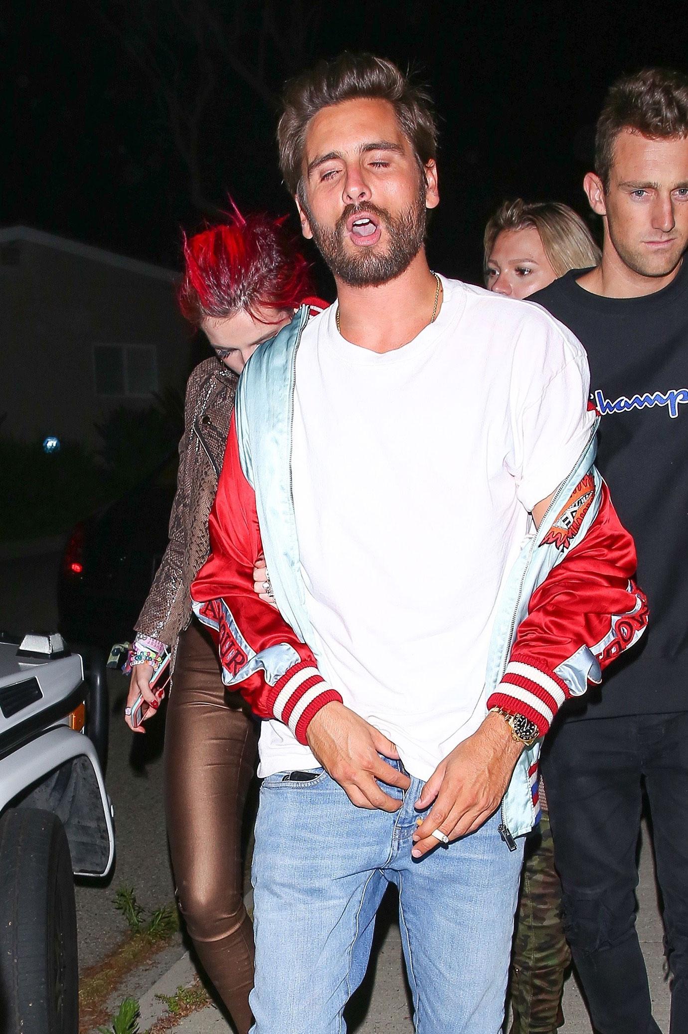 Scott disick bella thorne party la