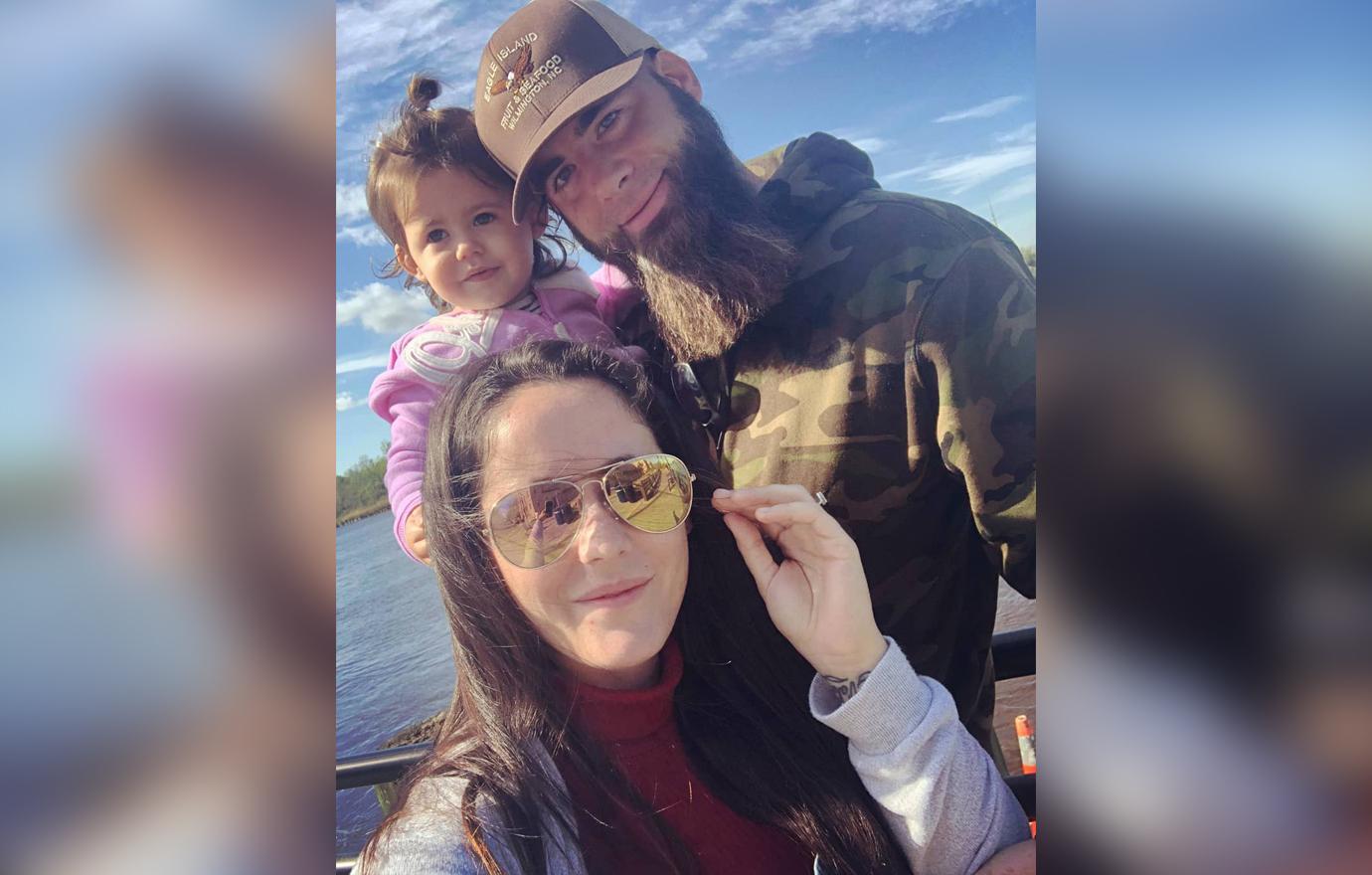 Jenelle Evans Moves Into Nashville Apartment, Ex David Arrives For Court Showdown