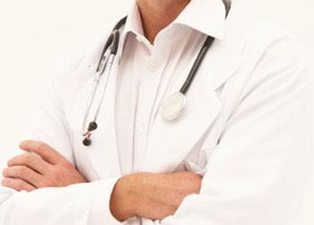 //fake doctor liposuction_