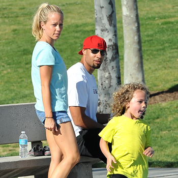 kendra wilkinson pregnant with second child