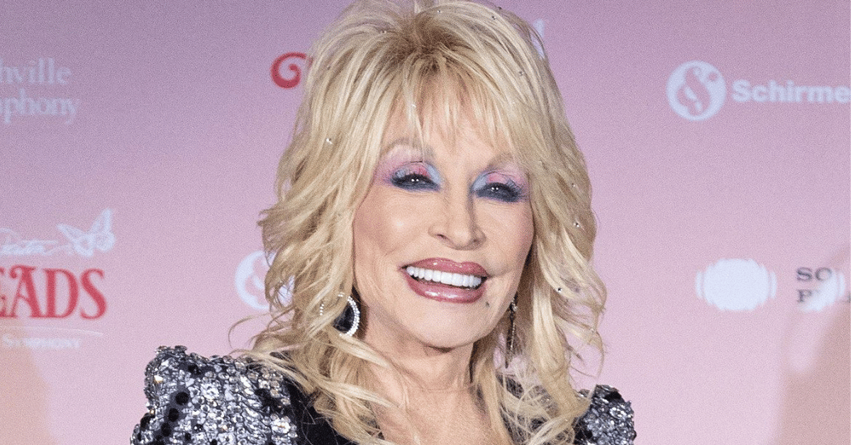 Dolly Parton's Plastic Surgery Procedures Revealed as Singer Turns 80