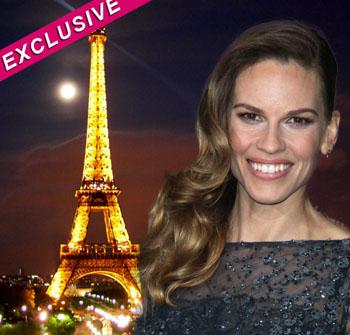 //pp_swankhilaryparis_wenn