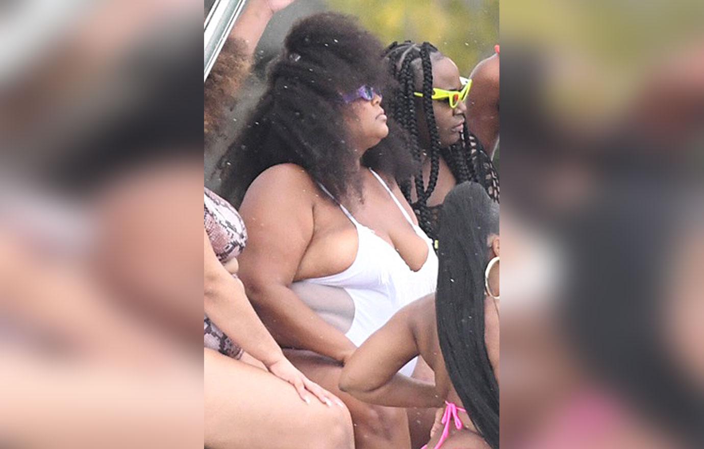 Pre-Super Bowl Swimsuit Body! See Lizzo Flaunt Curves On Miami Yacht