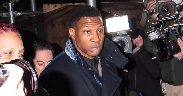 jonathan majors defends saying gf maegan good