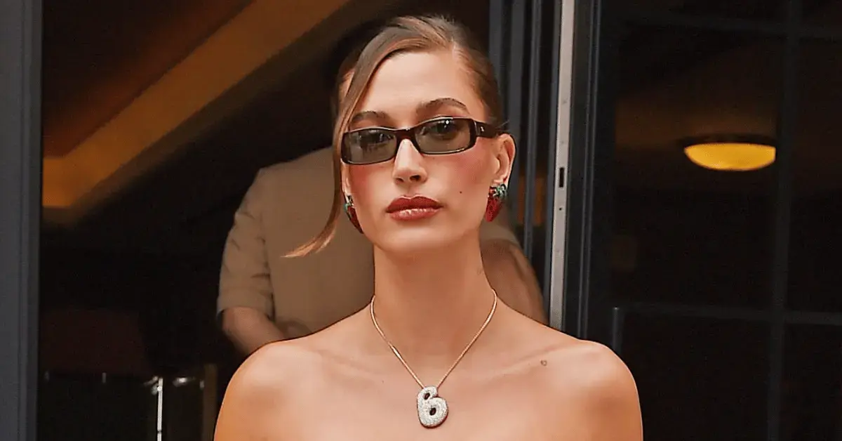 Image of Hailey Bieber