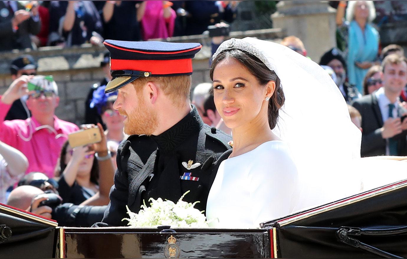 Prince Harry Meghan Markle Take Carriage Ride After Wedding