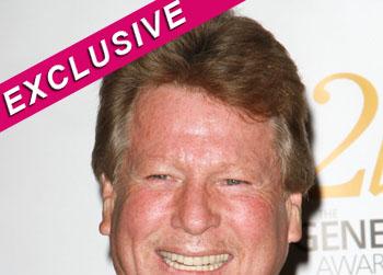 //ryan oneal paternity not father