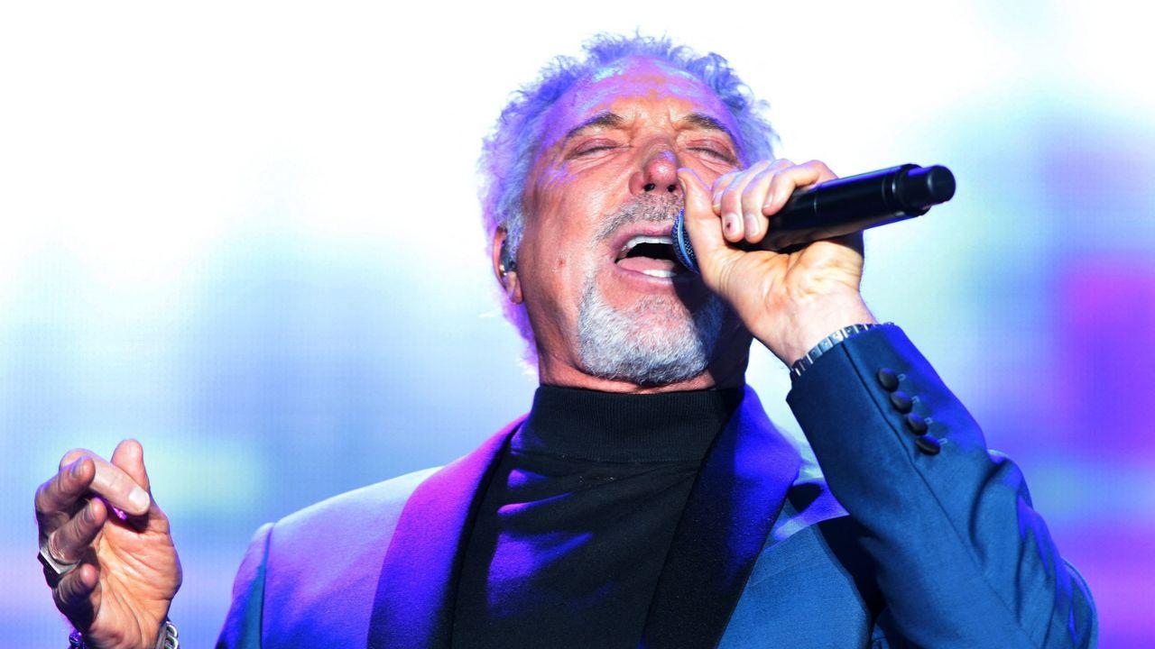 Photo of Tom Jones
