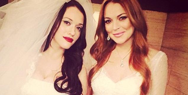 //lindsay lohan kat dennings train wreck  broke girls