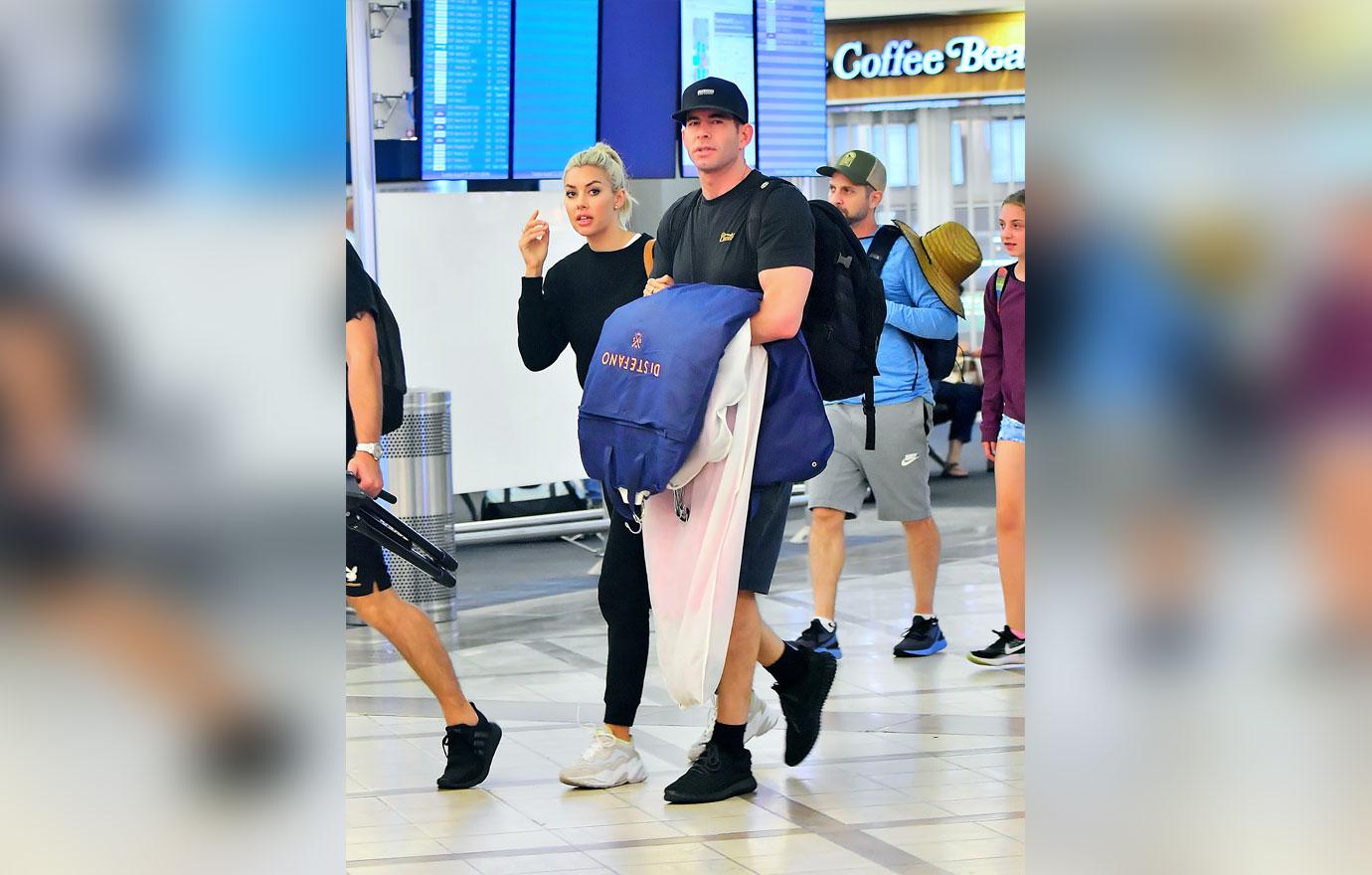 Tarek El Moussa And His New Girlfriend Cozy Up In LAX Airport