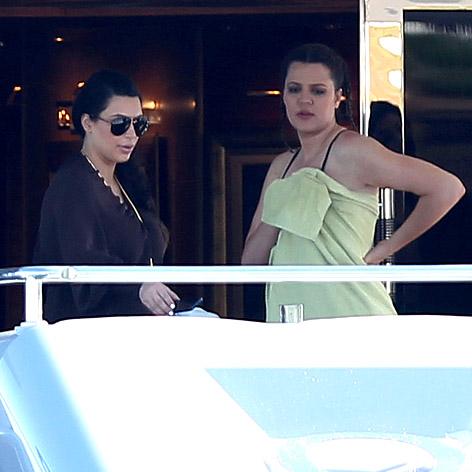 //kim khloe kardashian mykonos square fameflynet