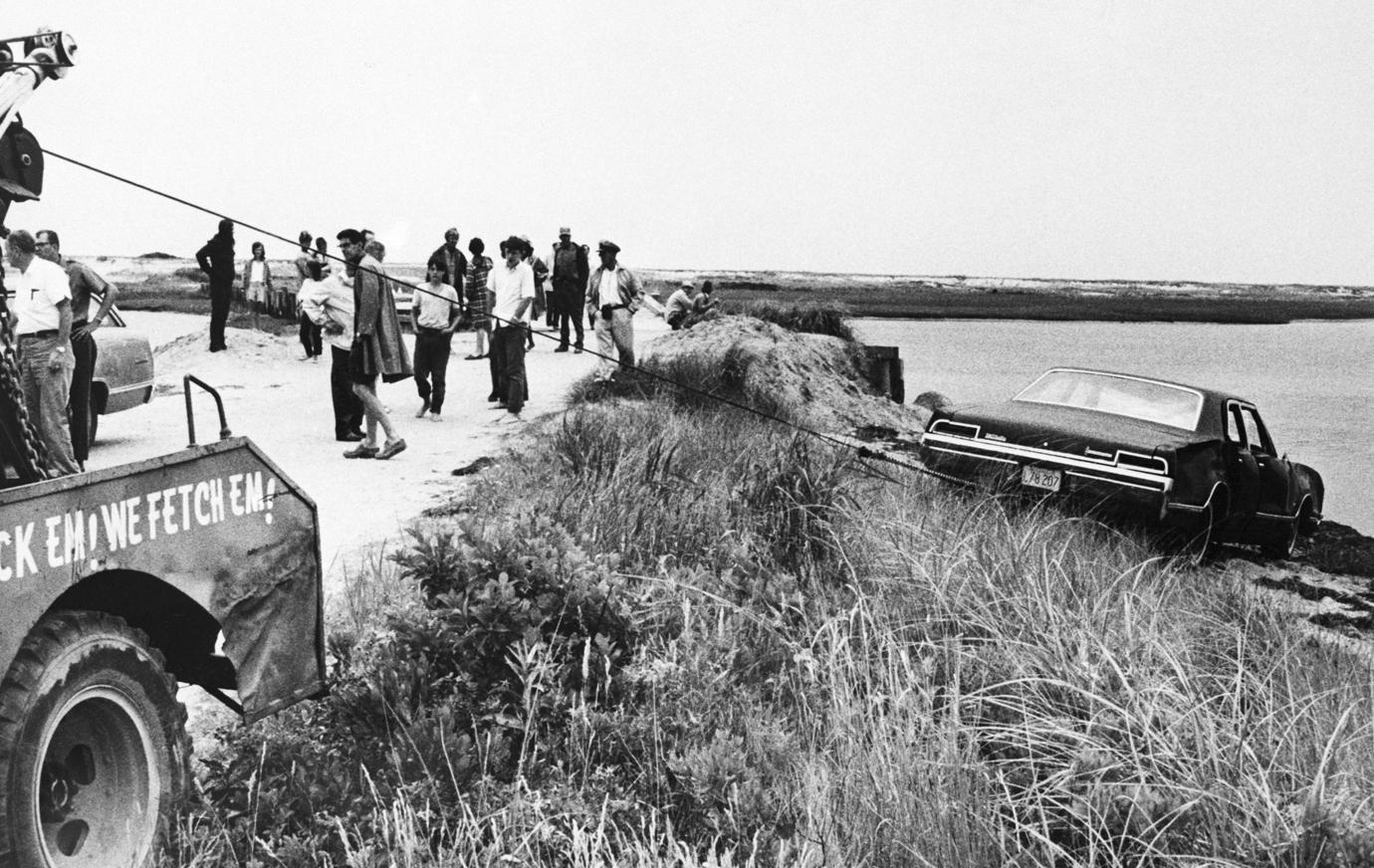 Ted Kennedy & Mary Jo Kopechne Chappaquiddick Car Accident