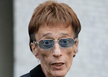 //robin gibb death hospital splash