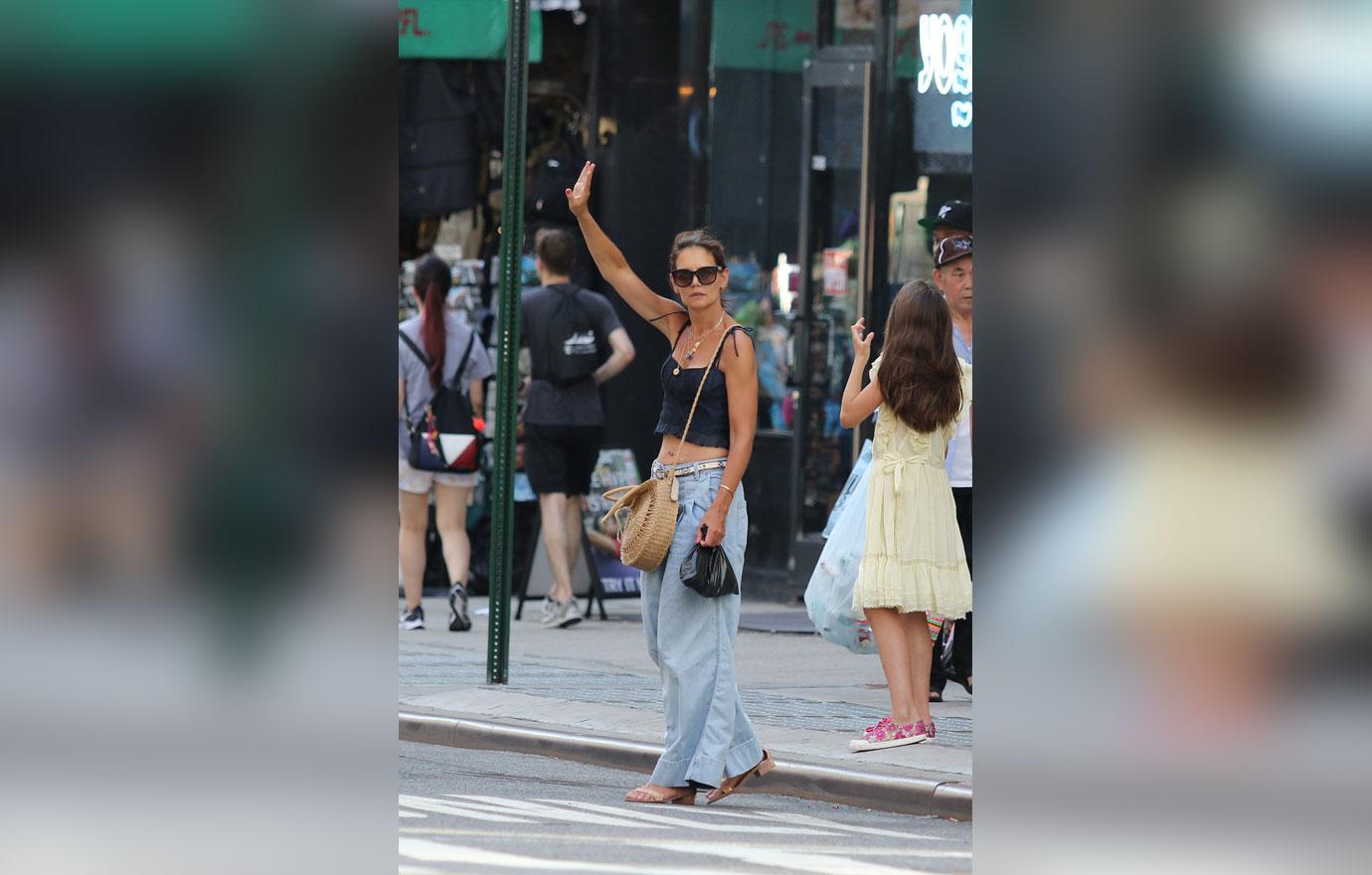 Katie Holmes And Suri Shop For Jewelry NYC