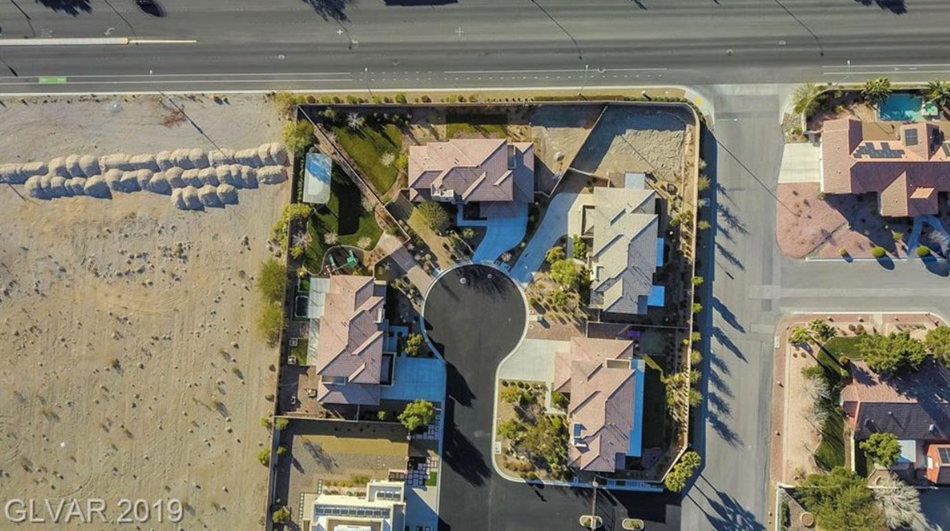 ‘Sister Wives’ Christine Brown Cuts Price Of Home After Year On Market