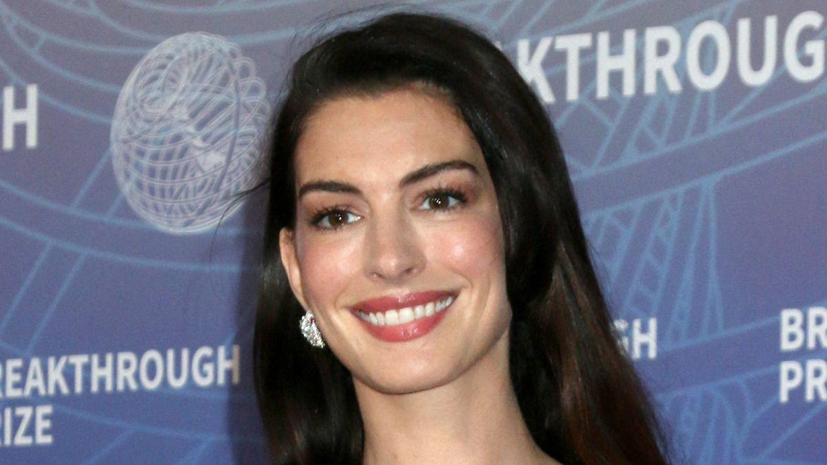picture of Anne Hathaway