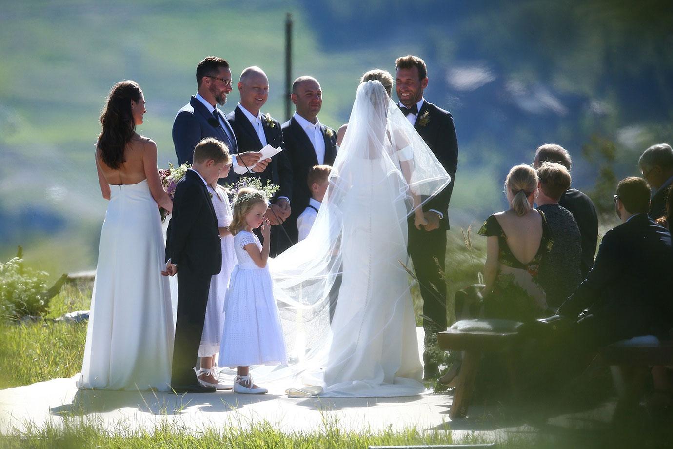 [PICS] Inside Erin Andrews Wedding Ceremony In Montana
