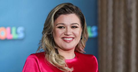 A photo of Kelly Clarkson
