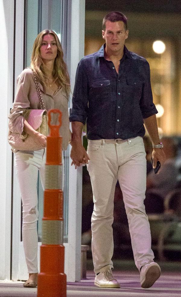 What Divorce? Tom Brady & Gisele Bundchen Are Cozy On Movie Date After ...