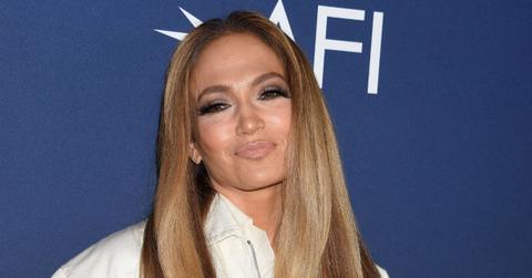 jennifer lopez being avoided like plague