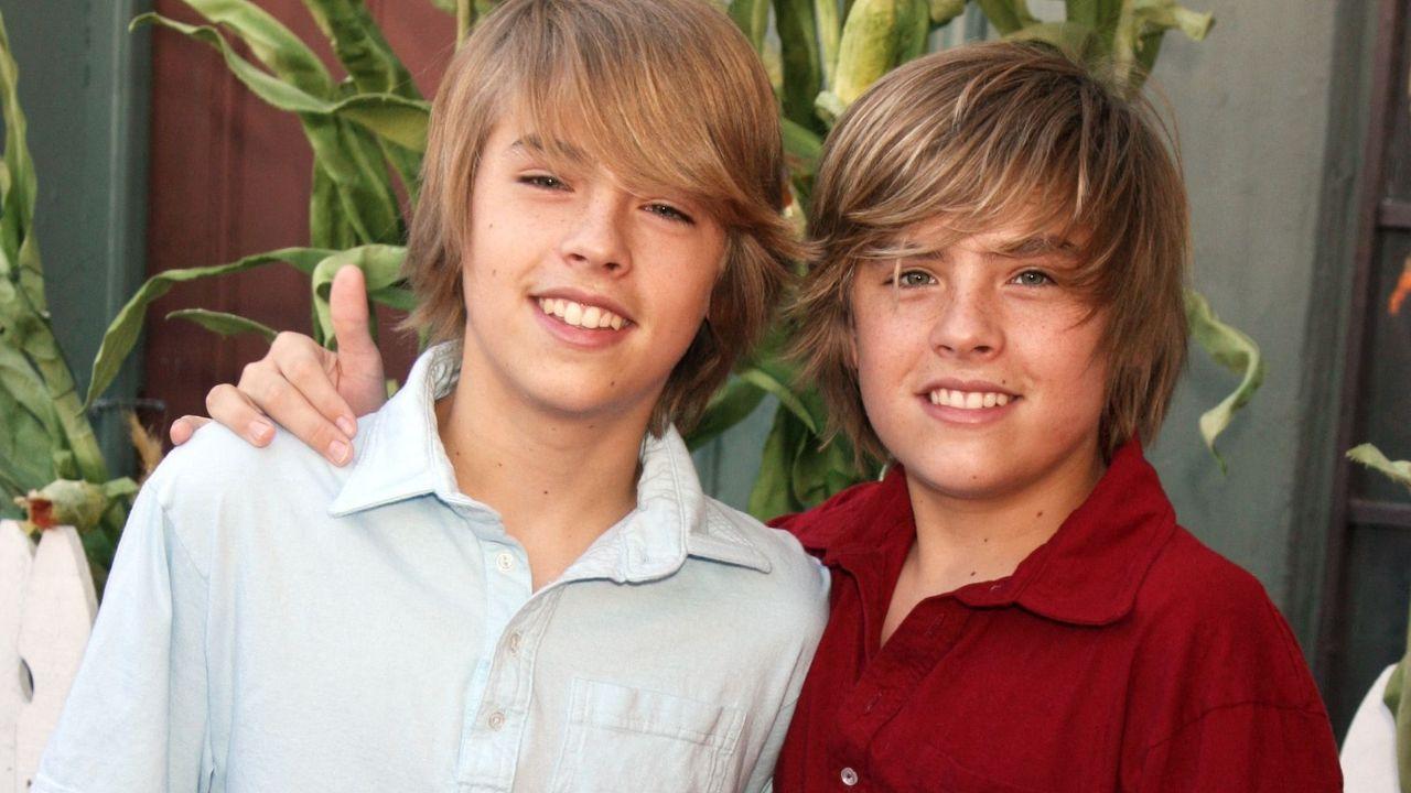 Image Of Dylan and Cole Sprouse