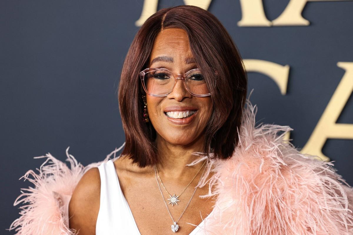 Gayle King recalled catching William Bumpus with another woman in their home in 1990.