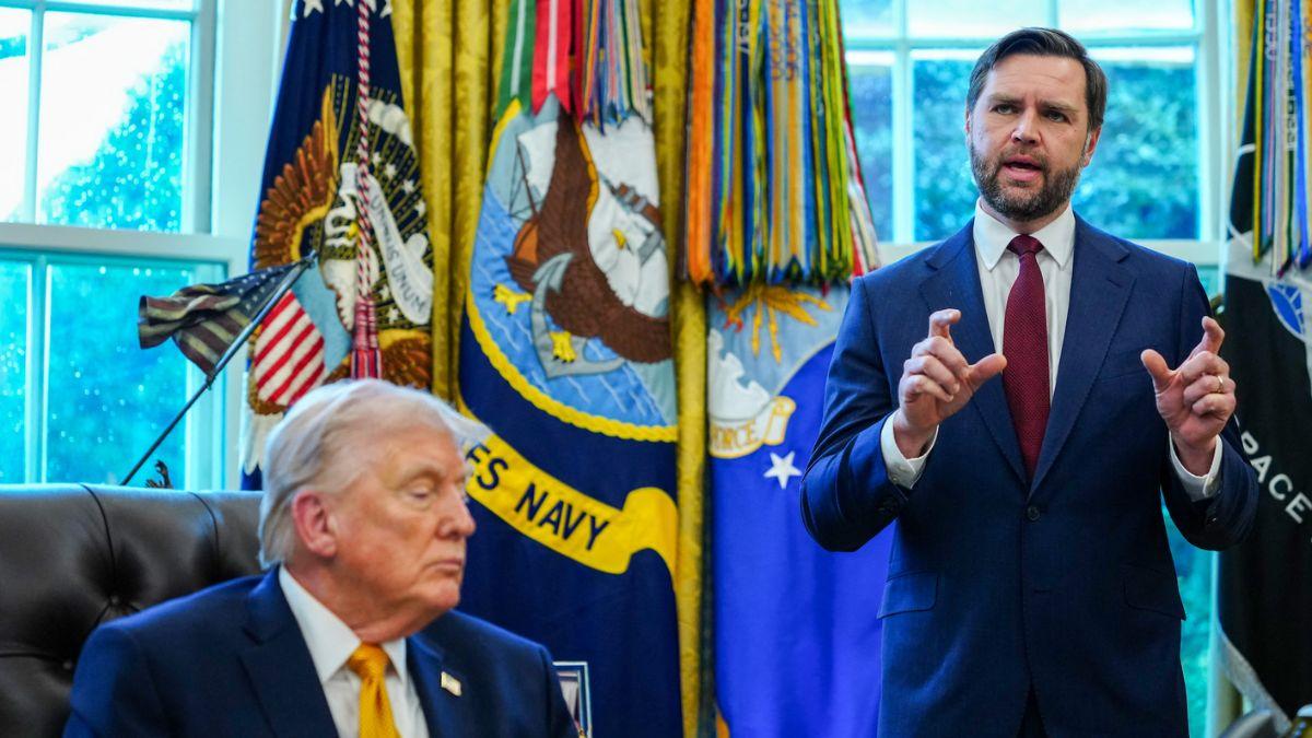Photo of Donald Trump, JD Vance