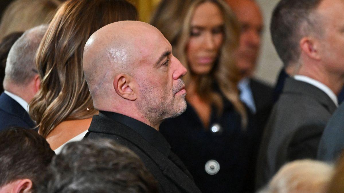 image of He added that 'neither party makes sense' to him.