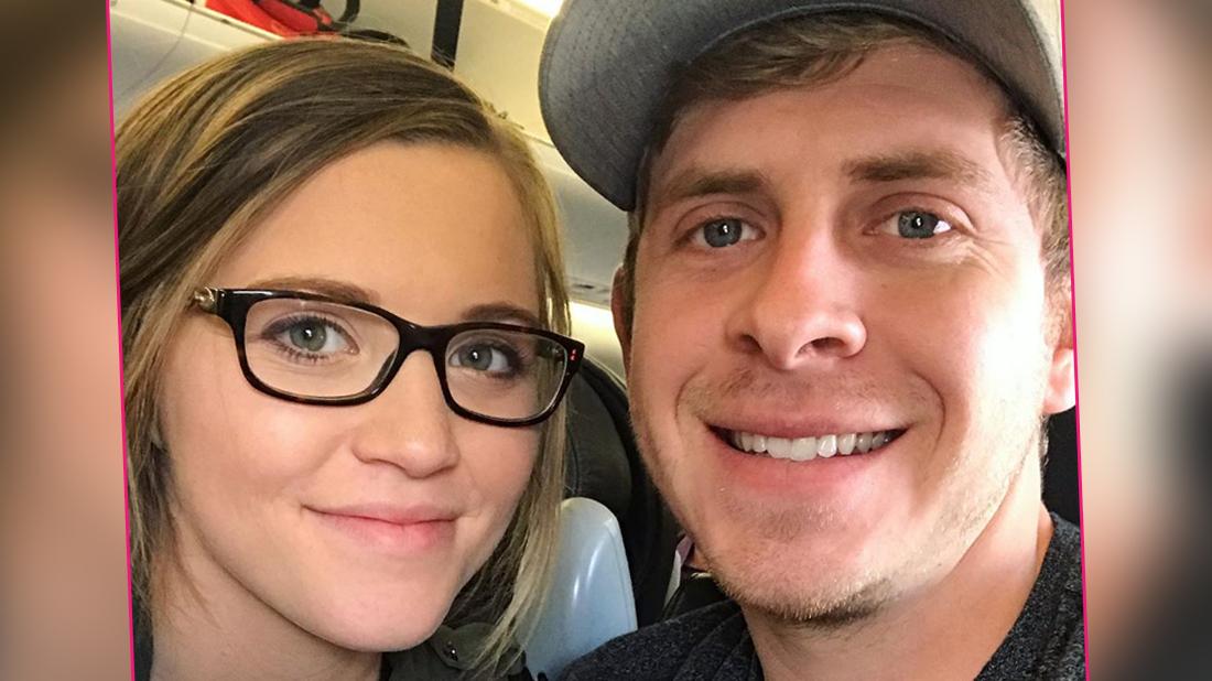 Joy Anna Duggar Poses With Miscarried Baby