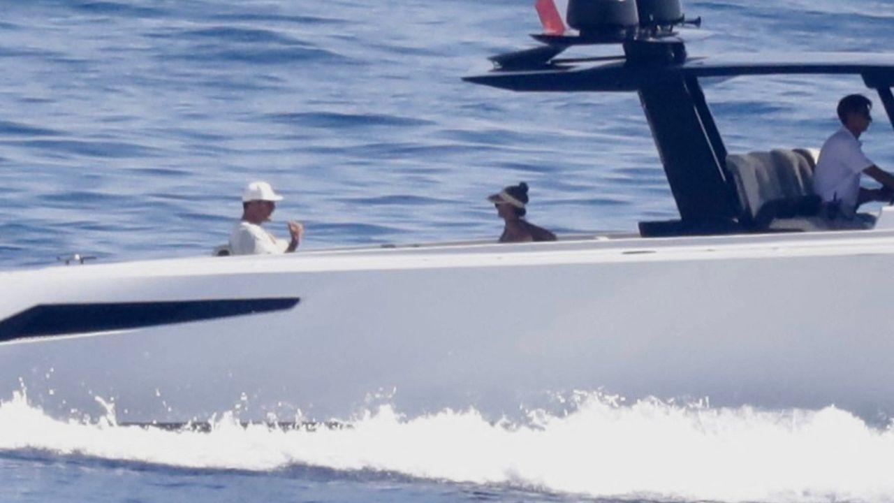 Photo of Tom Brady and mystery woman