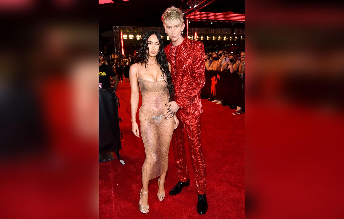 megan fox machine gun kelly mtv vmas video music awards