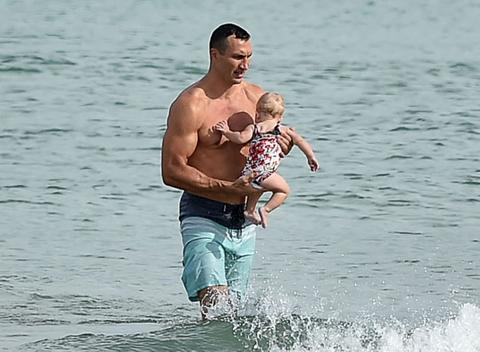 Gentle Giant! Hayden Panettiere's Boxer Baby Daddy Wladimir Klitschko