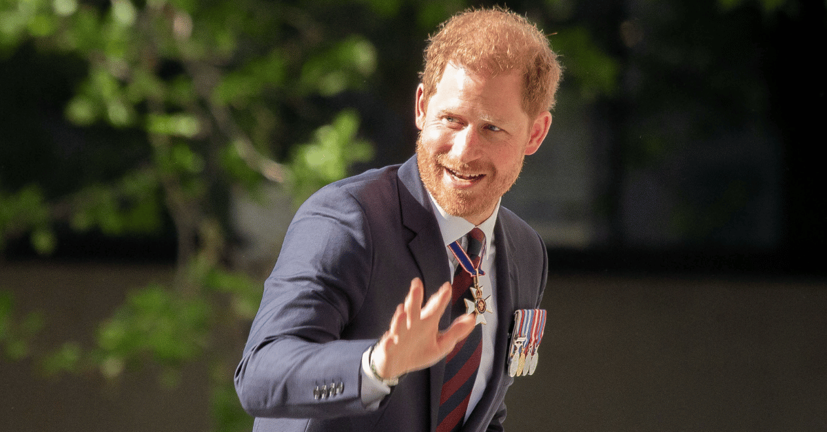 prince harry snubbed by king charles