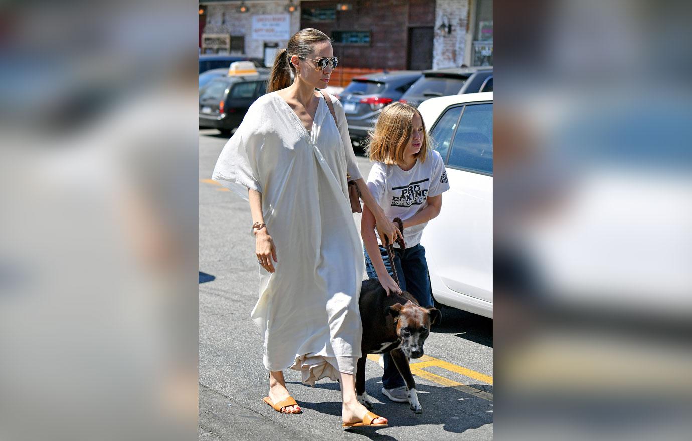 Angelina Jolie & Vivienne, 13, Step Out For A Grocery Run — Photos