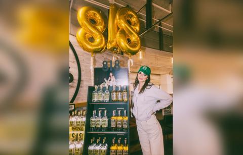 jewel osco kendall jenner tequila