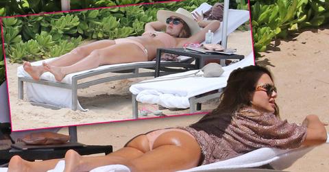 Jessica Alba Shows Bikini Butt Hawaii Vacation Family Pics