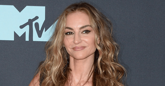 'Sopranos' Star Drea de Matteo Claims She Was 'Blacklisted' Over COVID ...