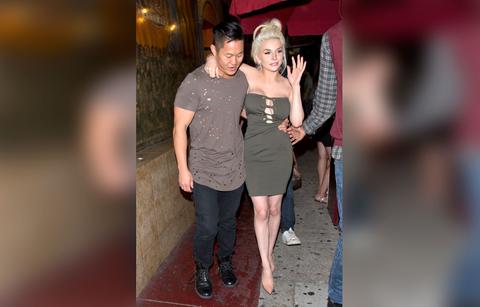[PICS] Courtney Stodden Drunk, Falling & Kissing Not Her Boyfriend